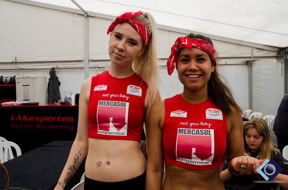 Nogen af vores søde piger som efterhånden er blevet en tradition til Grand Prix Danmark, og som skaber stor opmærksomhed